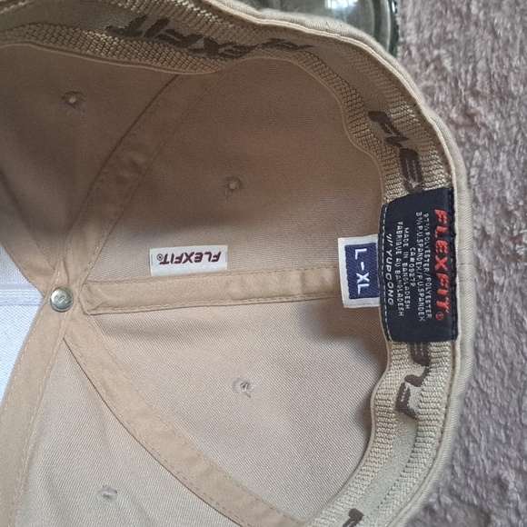 Flexfit Hat Cap Adult Large Extra Large Tan V Pine Tree Logo - Picture 3 of 5